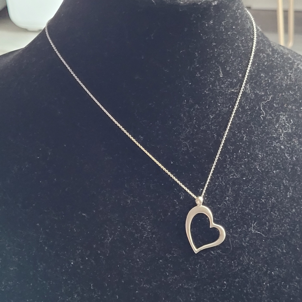 Open Heart Necklace  925 KARIBOU